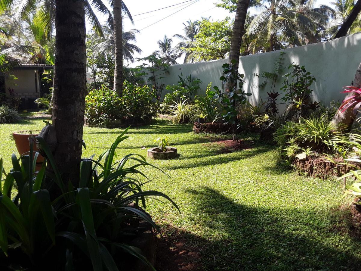 Karl Holiday Bungalow Kalutara Eksteriør billede